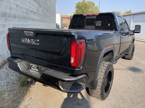 Used 2022 GMC Sierra 3500 Denali w/ Denali Ultimate Package AWD/4WD image 4