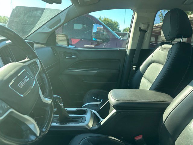 Used 2022 GMC Canyon Elevation w/ Elevation Premium Package AWD/4WD image 5