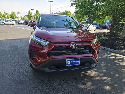 Used 2024 Toyota RAV4 XLE w/ Convenience Package AWD/4WD image 9
