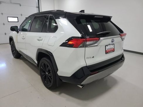 Used 2024 Toyota RAV4 XSE AWD/4WD image 5
