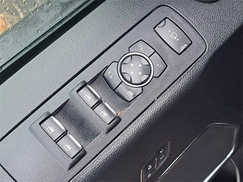 Used 2021 Ford F350 Lariat image 21