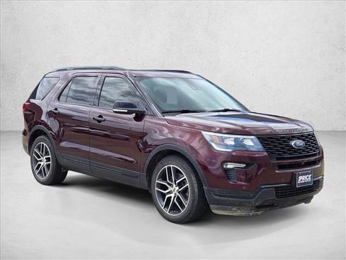 Used 2018 Ford Explorer Sport w/ Equipment Group 401A AWD/4WD image 3