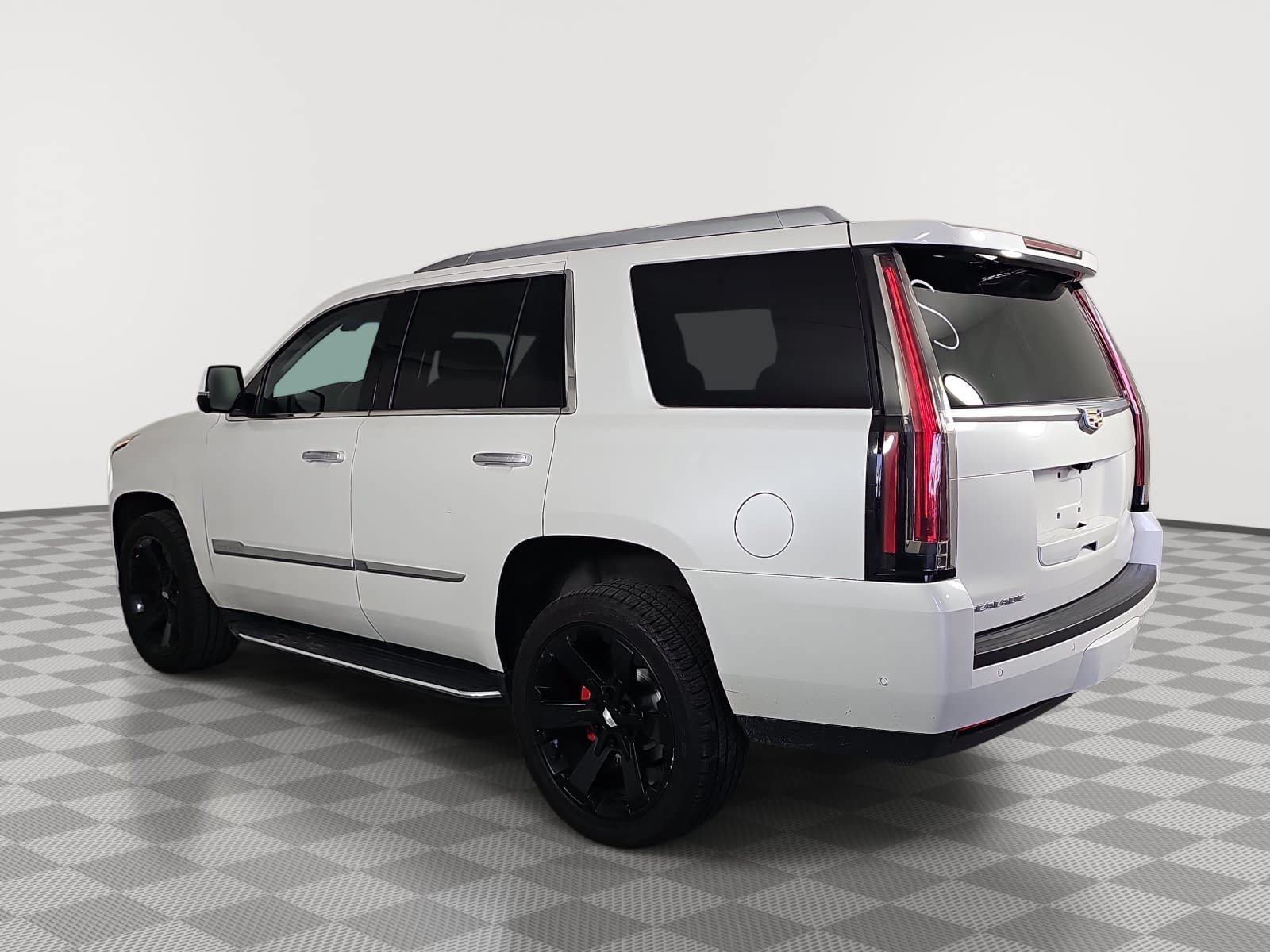 Used 2019 Cadillac Escalade Luxury AWD/4WD image 6