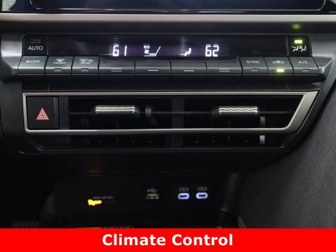 Certified 2025 Toyota Camry LE w/ Convenience Package image 20