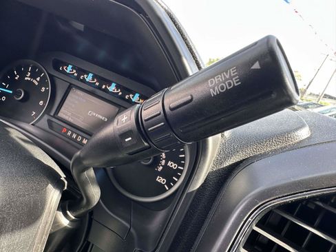 Used 2019 Ford F150 XLT w/ Equipment Group 302A Luxury AWD/4WD image 21