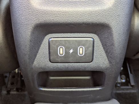 Certified 2024 Hyundai Venue SEL image 14