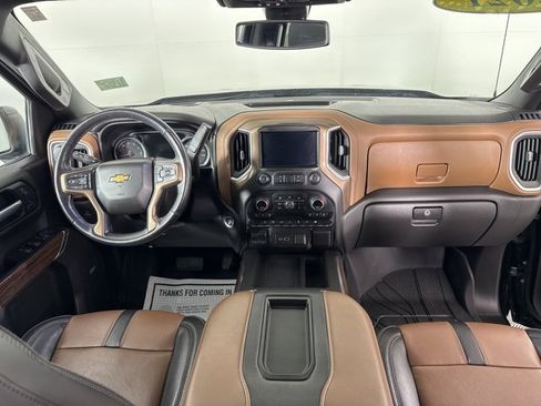 Used 2021 Chevrolet Silverado 1500 High Country image 15