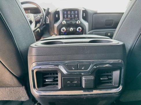Used 2021 GMC Sierra 1500 SLT AWD/4WD image 22