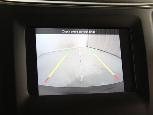 Used 2021 Jeep Cherokee Latitude Plus image 16