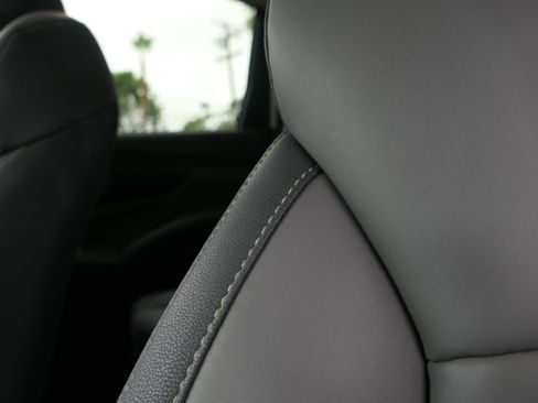 Certified 2025 Subaru Ascent Onyx Edition image 12