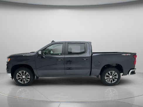 Used 2024 Chevrolet Silverado 1500 LT AWD/4WD image 7