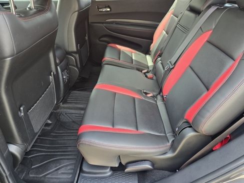 Used 2025 Dodge Durango GT w/ Blacktop Package AWD/4WD image 27