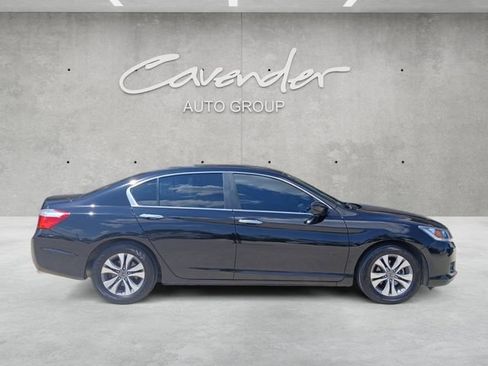 Used 2015 Honda Accord LX image 18