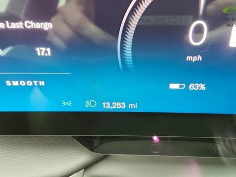 Used 2024 Lucid Air Touring AWD/4WD image 38