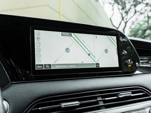 Used 2021 Hyundai Palisade Calligraphy image 16