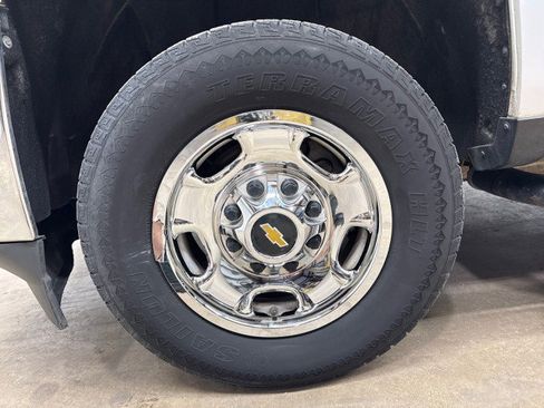 Used 2019 Chevrolet Silverado 2500 W/T w/ WT Convenience Package AWD/4WD image 40