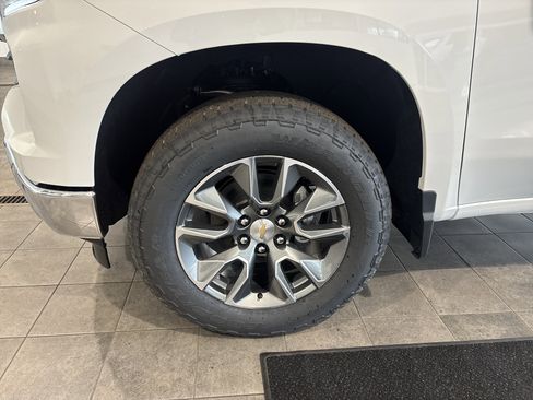 New 2026 Chevrolet Silverado 1500 LT w/ All Star Edition Plus image 10