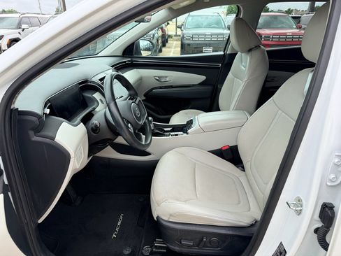 Used 2022 Hyundai Tucson SEL w/ Convenience + Premium Package FWD image 10