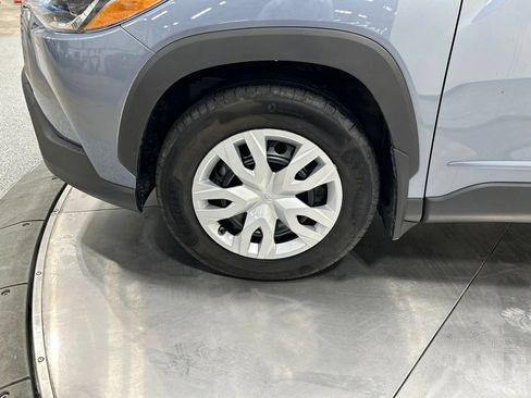 Used 2022 Toyota Corolla Cross L AWD/4WD image 28
