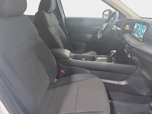 New 2027 Nissan Kicks S FWD image 10