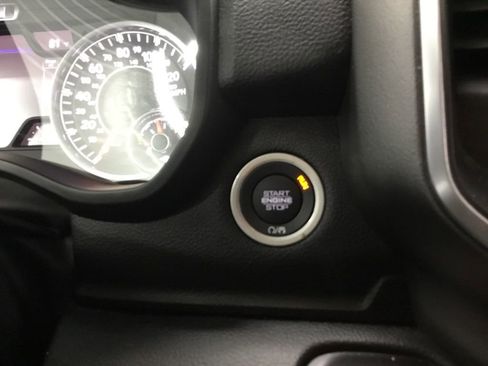 Used 2022 RAM 1500 Big Horn image 40