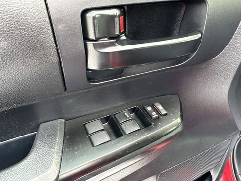 Used 2016 Toyota Tundra SR image 22