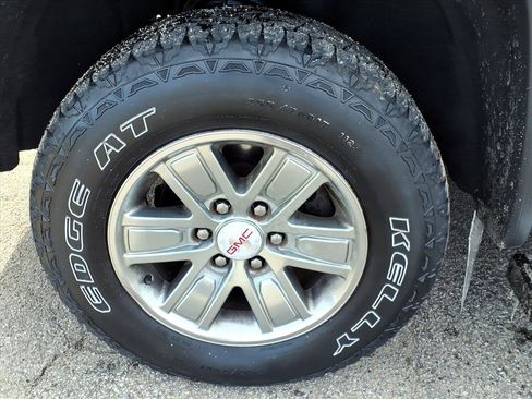 Used 2014 GMC Sierra 1500 SLE w/ SLE Value Package image 17