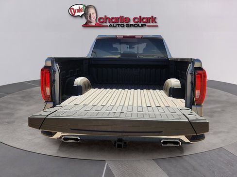 New 2026 GMC Sierra 1500 SLT AWD/4WD image 5