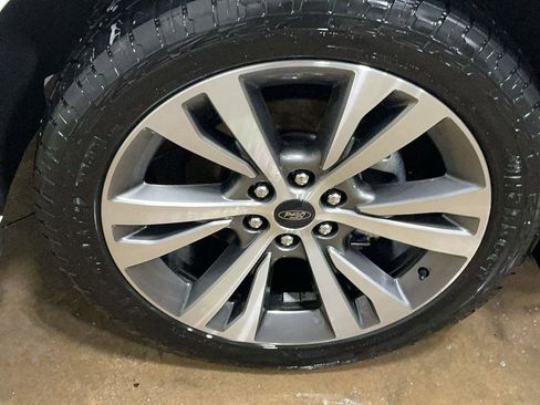 Certified 2021 Ford Expedition Platinum image 10