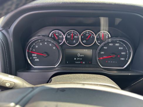 Used 2020 Chevrolet Silverado 1500 LT w/ All-Star Edition AWD/4WD image 10