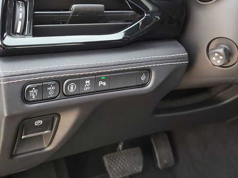 Used 2023 Acura MDX SH-AWD w/ Advance Package image 18