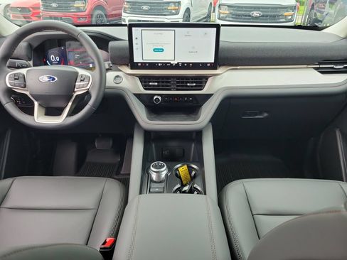 New 2026 Ford Explorer Active w/ Active Comfort Package AWD/4WD image 11