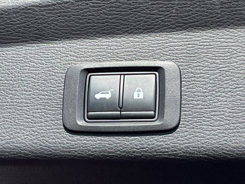 Used 2022 Mitsubishi Outlander SE image 34