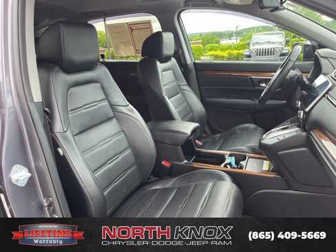 Used 2022 Honda CR-V Touring image 28