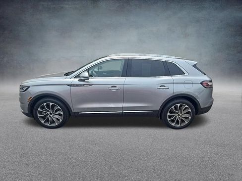 Used 2021 Lincoln Nautilus Reserve AWD/4WD image 6