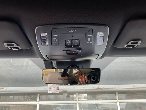 New 2026 Toyota Sienna Limited image 18