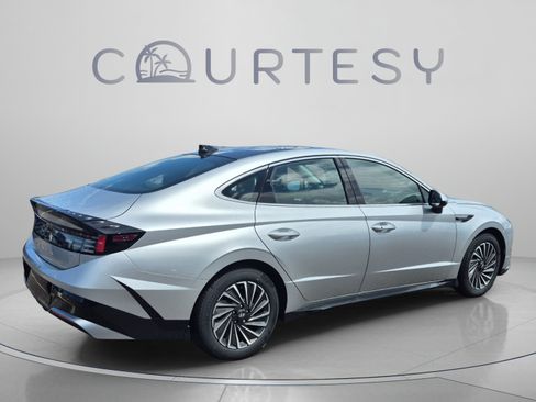 New 2026 Hyundai Sonata SEL FWD image 5