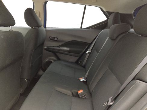Used 2023 Nissan Kicks S FWD image 18