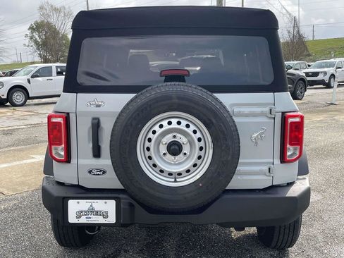 New 2026 Ford Bronco 4-Door AWD/4WD image 4