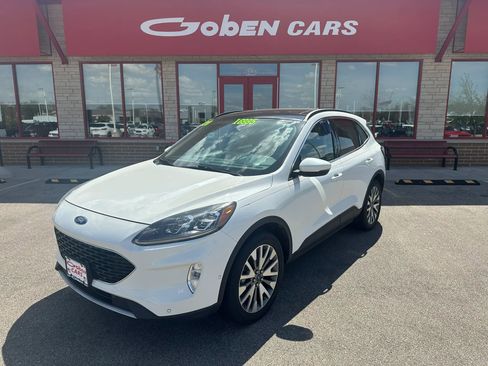 Used 2020 Ford Escape Titanium w/ Titanium Premium Package 2.0 AWD/4WD image 1