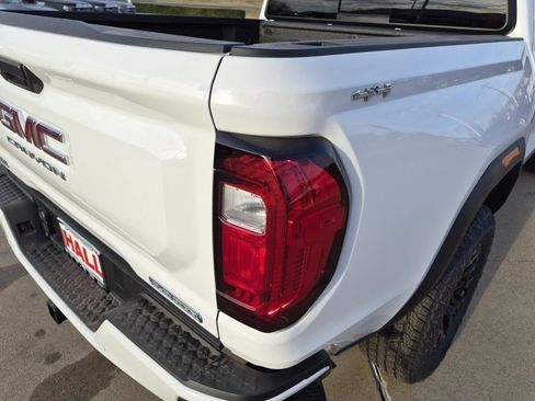 New 2026 GMC Canyon Elevation w/ Convenience Package AWD/4WD image 6