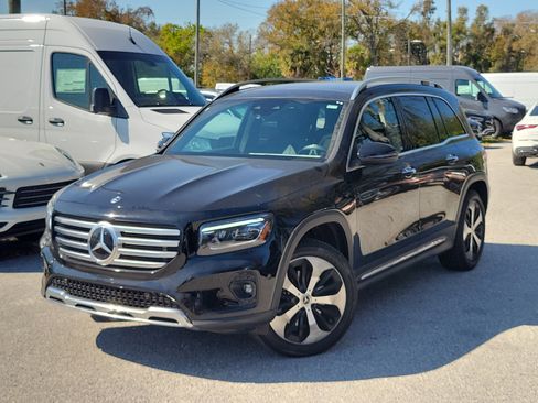 Used 2024 Mercedes-Benz GLB 250 image 1