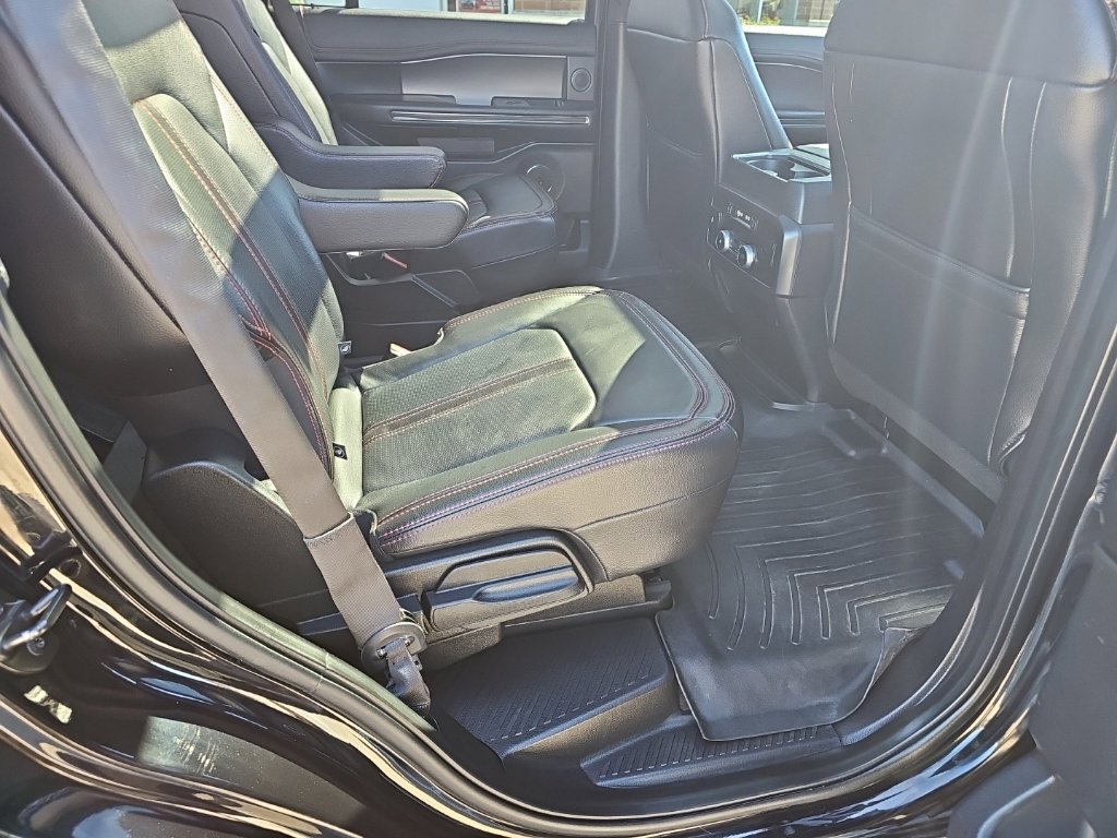 Used 2019 Ford Expedition Limited w/ Equipment Group 303A AWD/4WD image 25