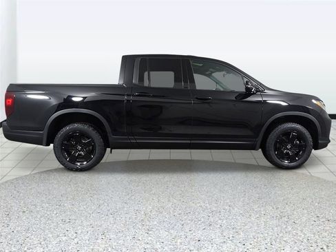New 2026 Honda Ridgeline Black Edition image 2