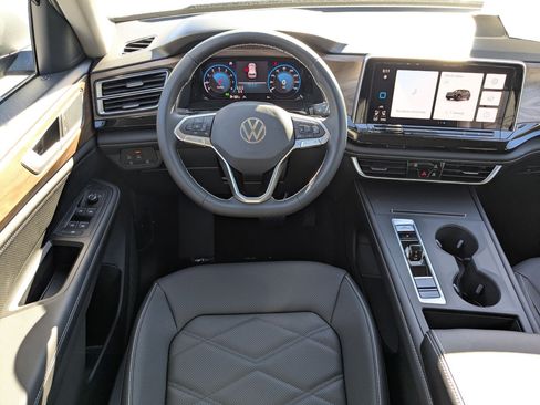 New 2026 Volkswagen Atlas SE image 31