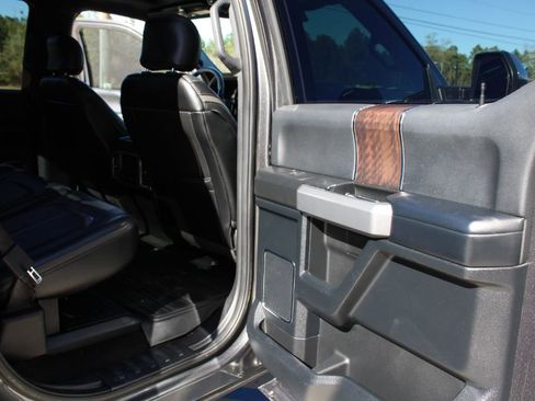 Used 2017 Ford F250 Platinum AWD/4WD image 16
