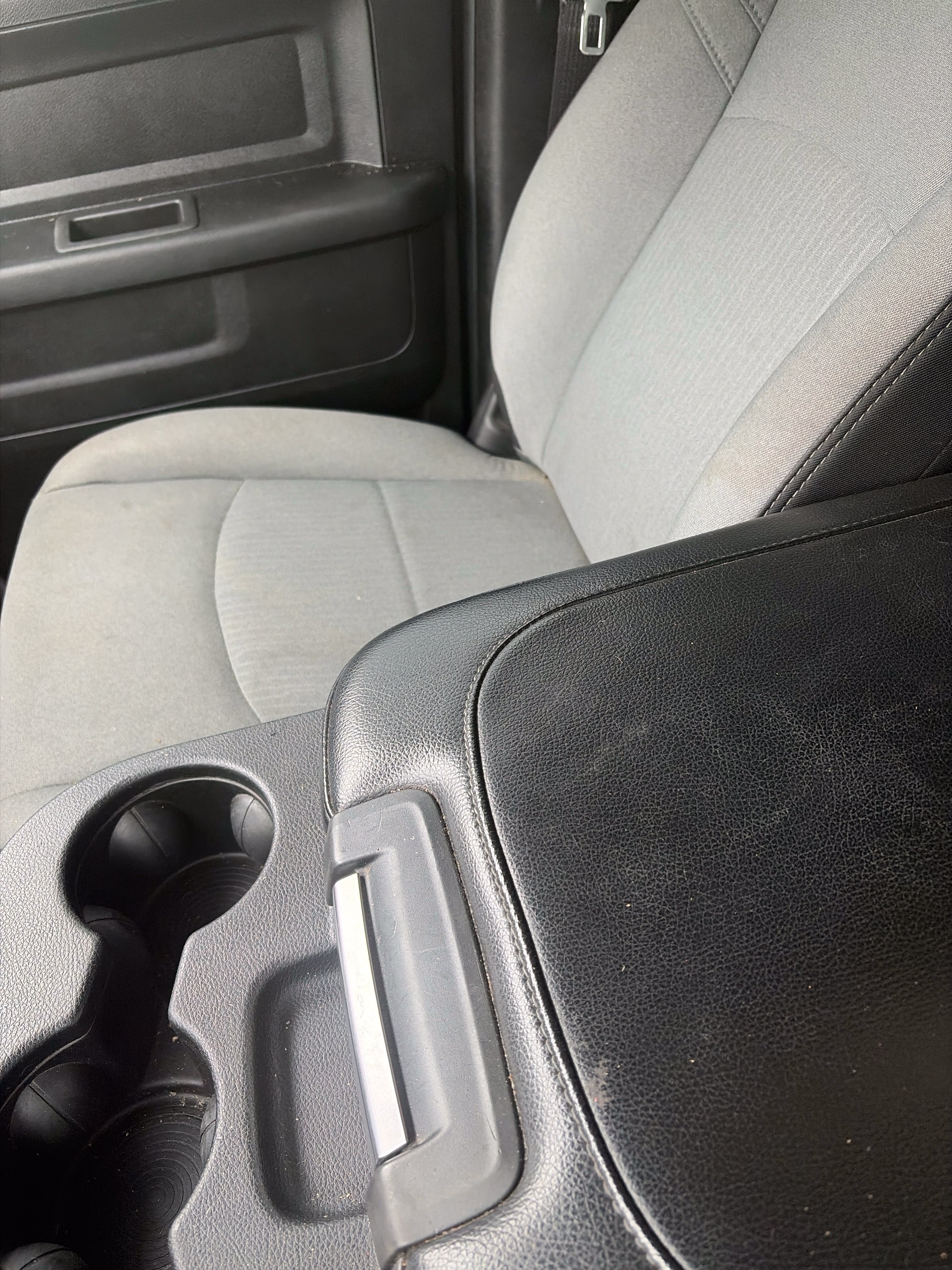 Used 2022 RAM 2500 Tradesman w/ Safety Group AWD/4WD image 15