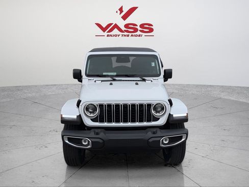 New 2026 Jeep Wrangler Unlimited Sahara AWD/4WD image 9