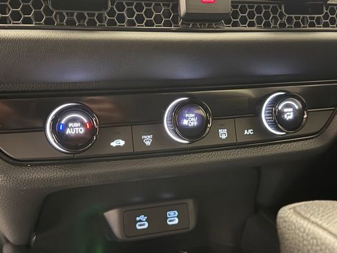 New 2026 Honda HR-V LX image 25