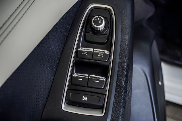 Used 2019 Subaru Ascent Limited AWD/4WD image 32